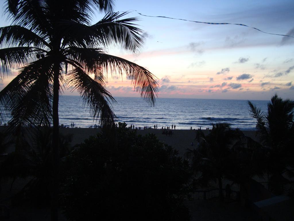 Topaz Beach Hotel Negombo Zewnętrze zdjęcie